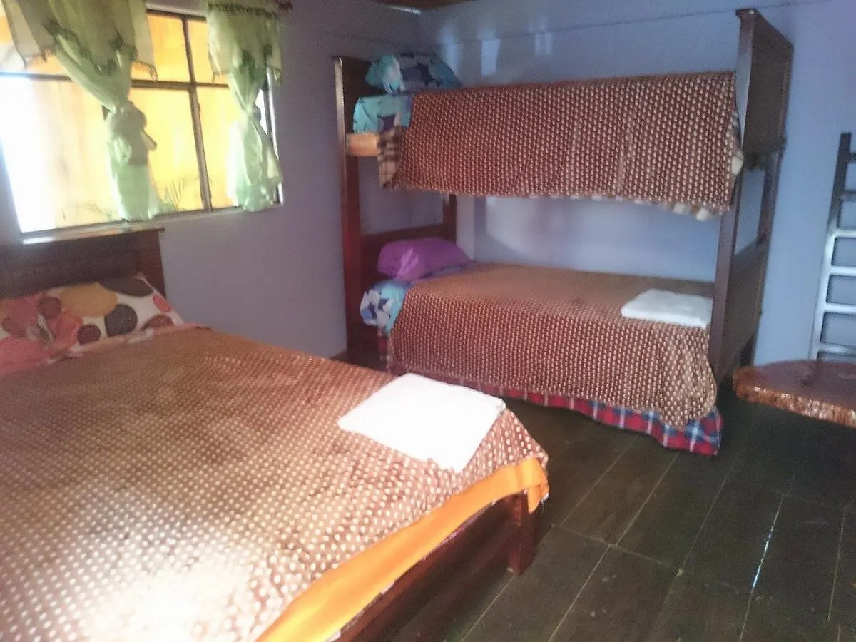 Vandrarhem Hostal Colibri Nanegal Quito